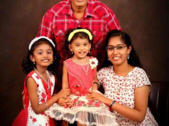 Indian Family Photography: Celebrate Culture & Togetherness Through the Lens