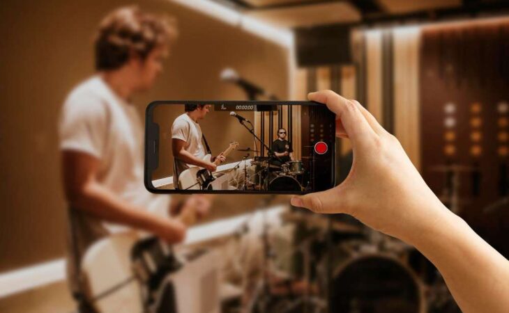 How to Take Professional Pictures with an iPhone: iPhone Photography Mastery