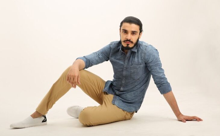 Mastering Model Poses for Stylish Studio Photography